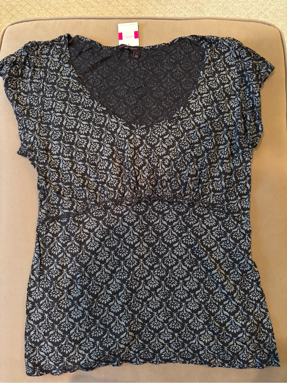 fresh produce Black Short-Sleeve V-Neck Top with Light Gray Floral Print